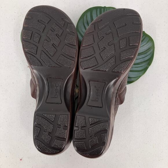 b.o.c. Born Chocolate Brown Croc Embossed Animal Print Peggy Faux Wood Clog Shoe - Picture 5 of 10